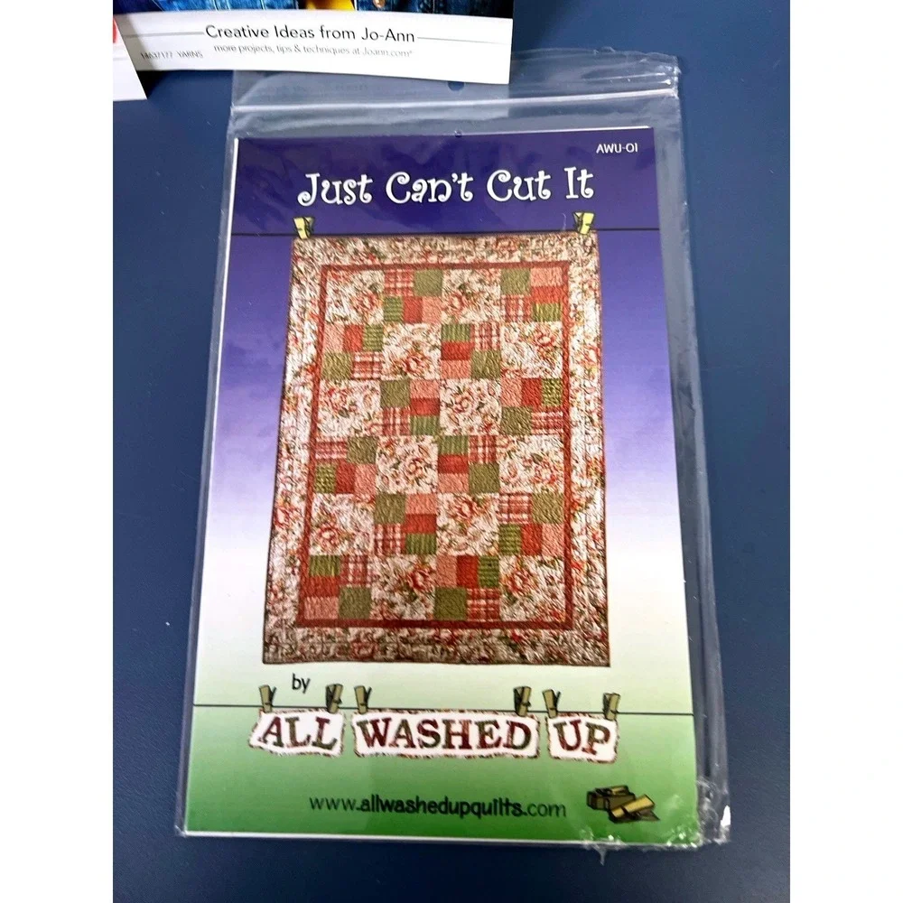 Lot Of 5 Quilting Patterns Lunch Box Quilts, Arcadia, Log Cabin Flowers, Fons‎ &